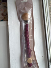 Load image into Gallery viewer, Grande Jolie silicone Pacifier Clip