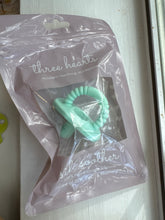 Load image into Gallery viewer, Three Hearts Sili Soother Round