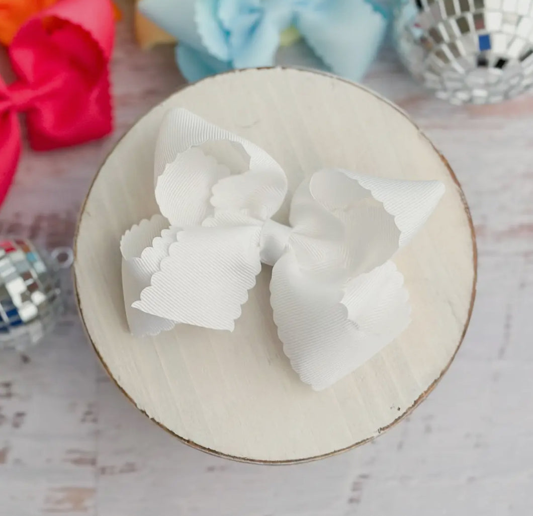 White Scalloped 5” Headband Bow