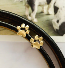 Load image into Gallery viewer, Paw Print Earrings