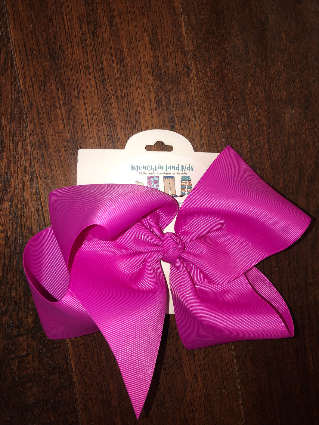 Fushia 7.5in Bow